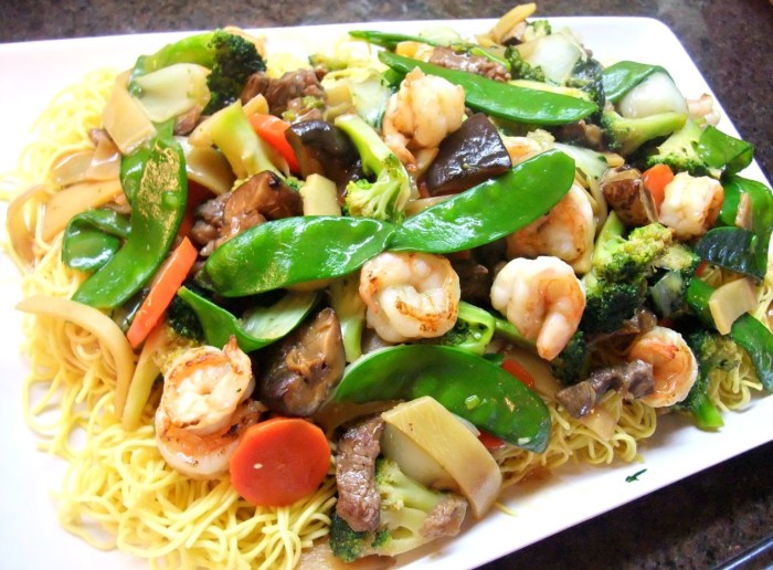 How to cook cantonese style chow mein