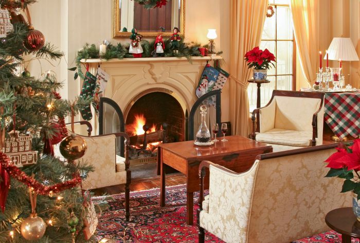 How to decorate christmas living room