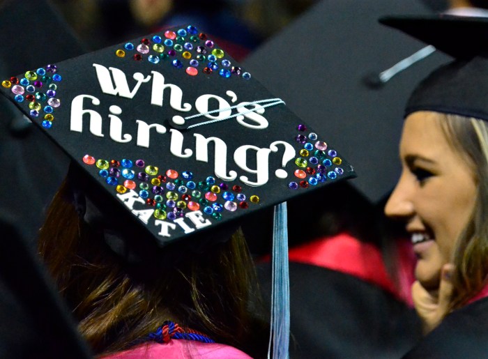 How to make graduation hat decoration