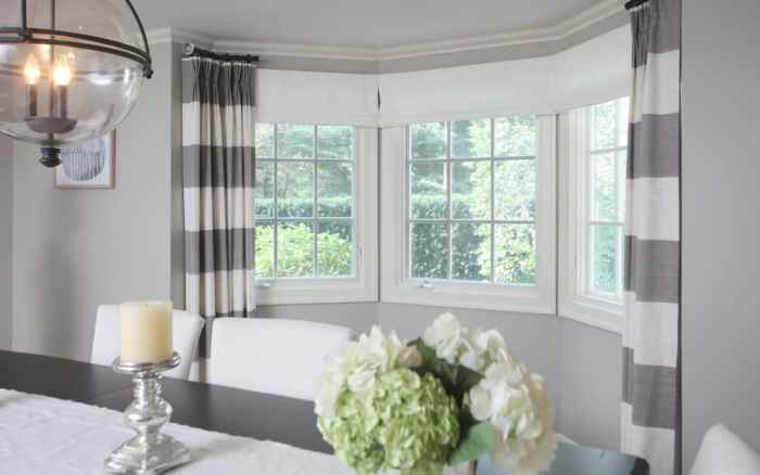 How to decorate 3 windows with curtains