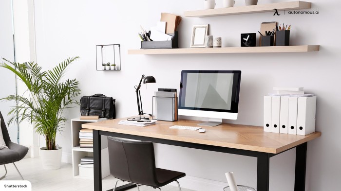 How to decorate office desk at home