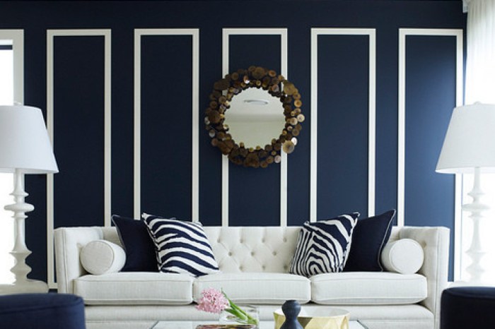 How to decorate a room with navy carpet