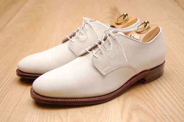 Shoes white men casual dress summer leather fashion mens flats moccasin leisure autumn lace single